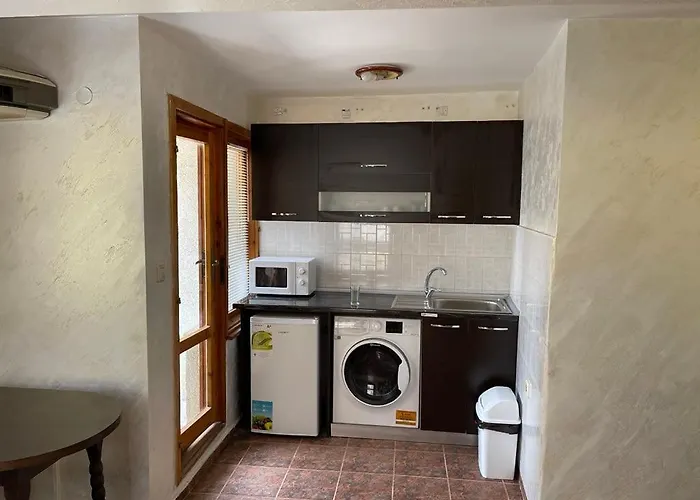 Sweet Apartment Near The Sea