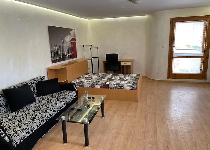 Sweet Apartment Near The Sea